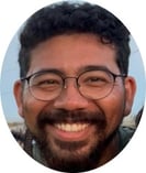 Andrew Solem Circle Headshot