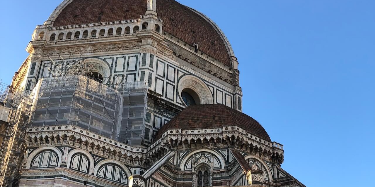 CAPAStudyAbroad_Spring2022_Florence_Chris Reidy_Standing Under the Duomo-featured image